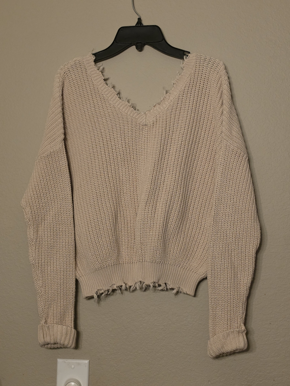 Jessica Simpson Cream Fringe V-Neck Knit Sweater